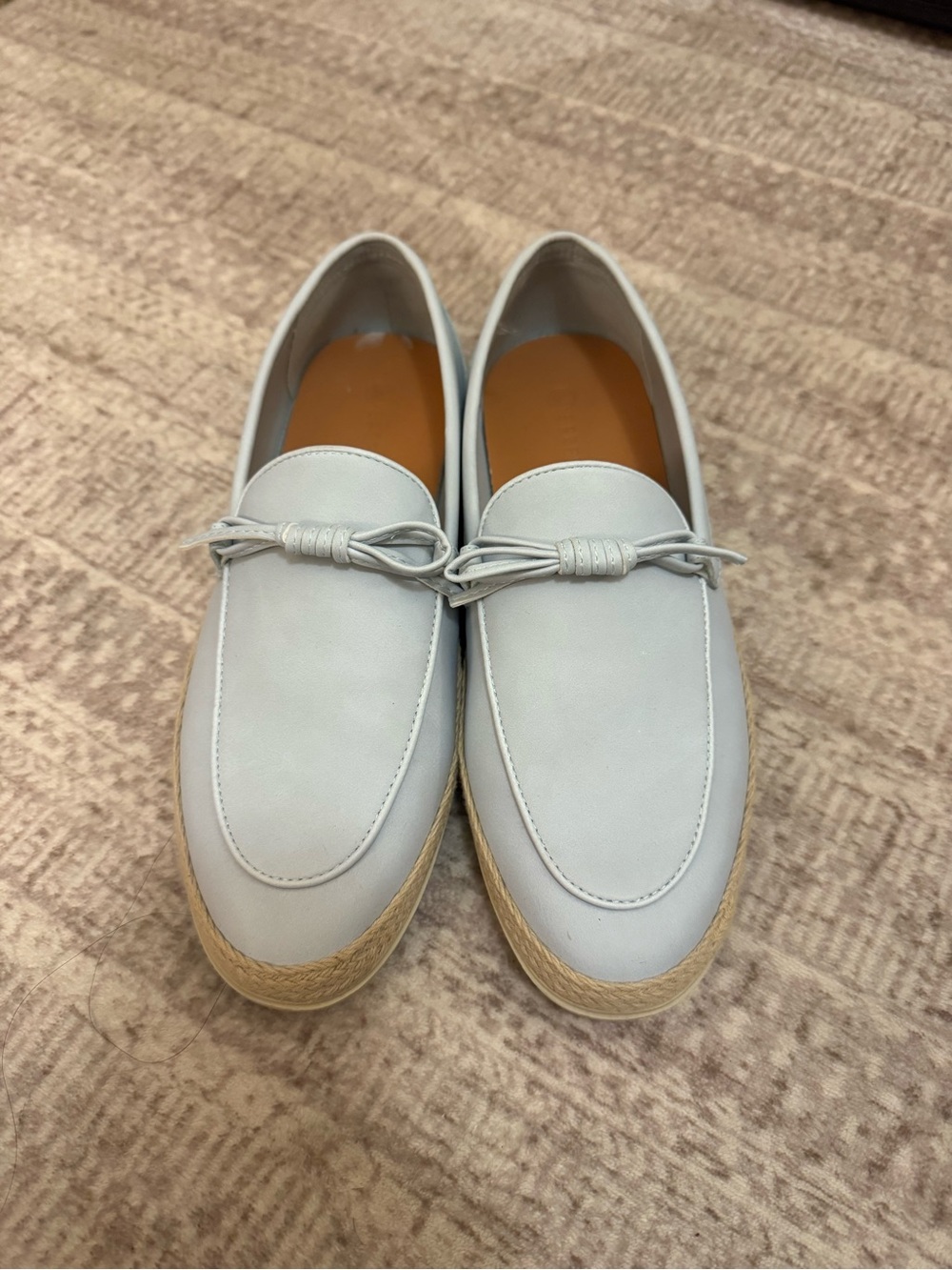 Women Sperry light blue loafers